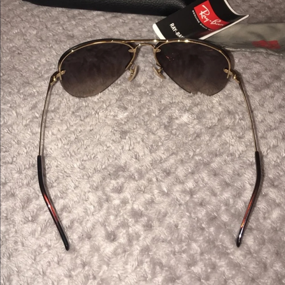 Ray-Ban Aviators - Picture 2 of 6